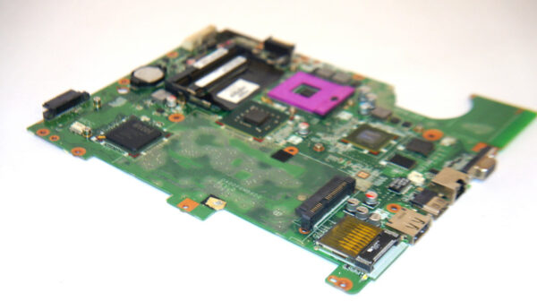 Placa de baza NETESTATA HP Compaq Presario CQ61 DA00P6MB6D0-0